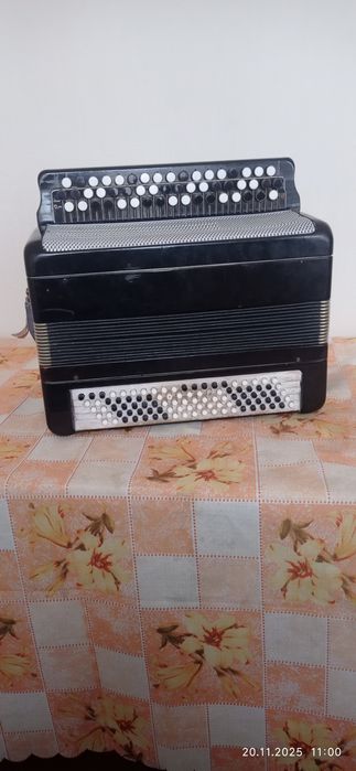 Продам баян (тула)