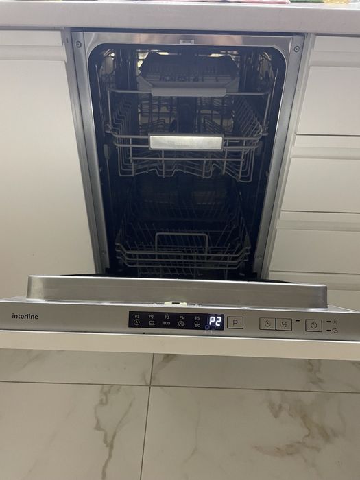 Посудомийна машина Interline