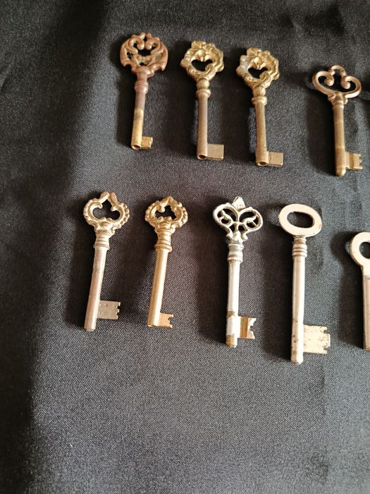 Lote de 18 chaves antigas