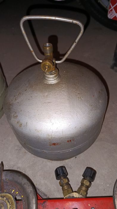 Butla gazowa 2 kg +  dwupalnikowa i jednopalnikowa  kuchenka