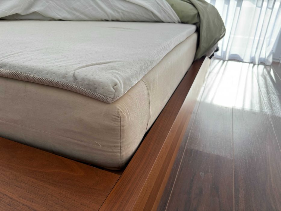 Sommier c/ colchão visco elástico cama Limo Walnut BoConcept Queenbed