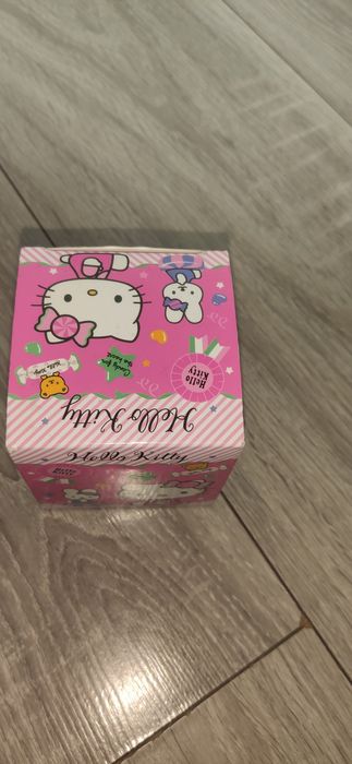Małe pudełeczko szkatułka Hello Kitty organizer