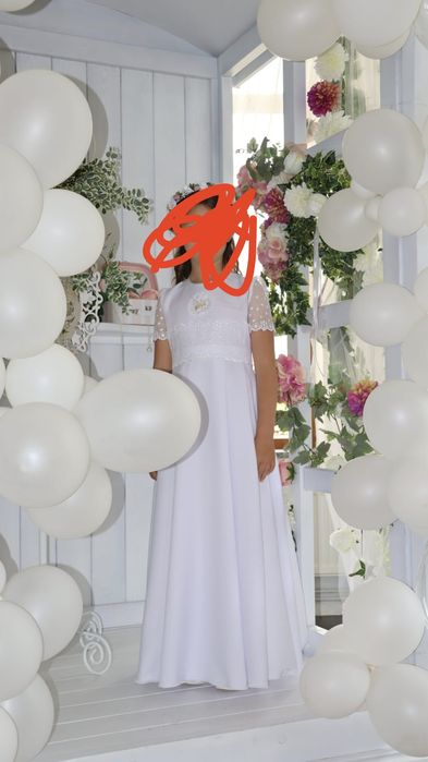 Alba komunijna dla dziewczynki