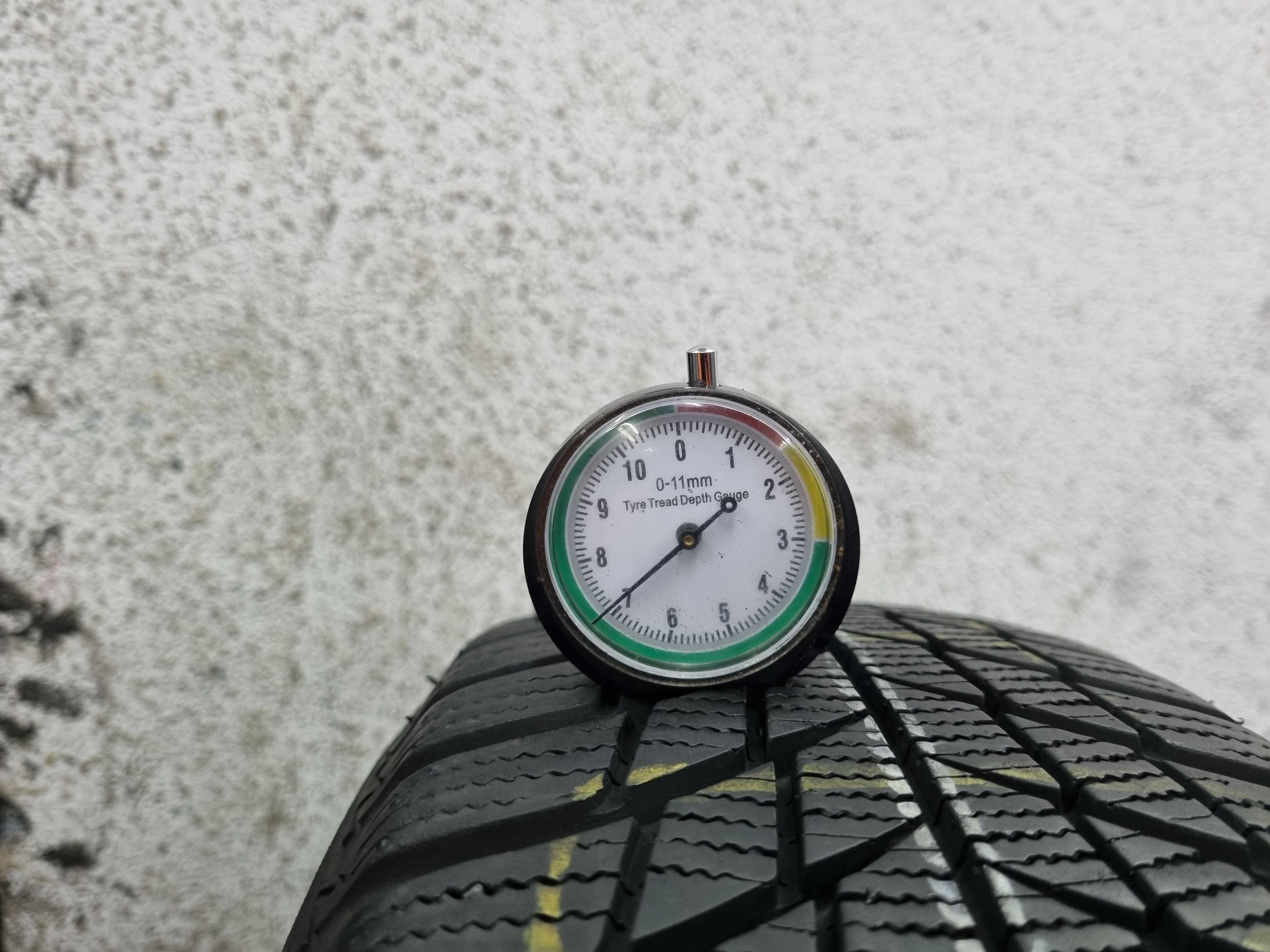 175/70/14 84T Bridgestone Blizzak LM001 D.2115