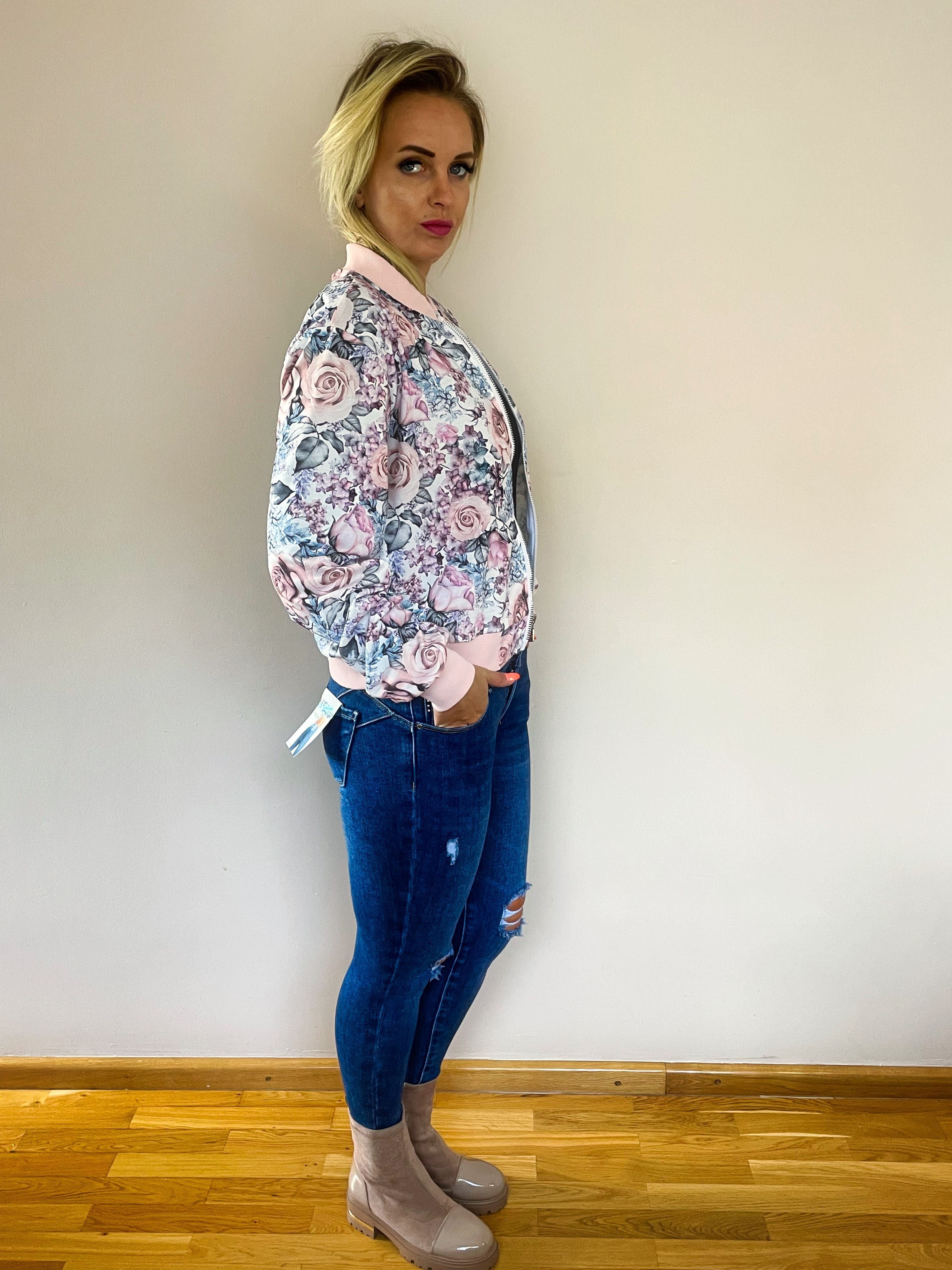 Pudrowa bluza w kwiaty, mega modna damska bluza w kwiaty,  na zamek