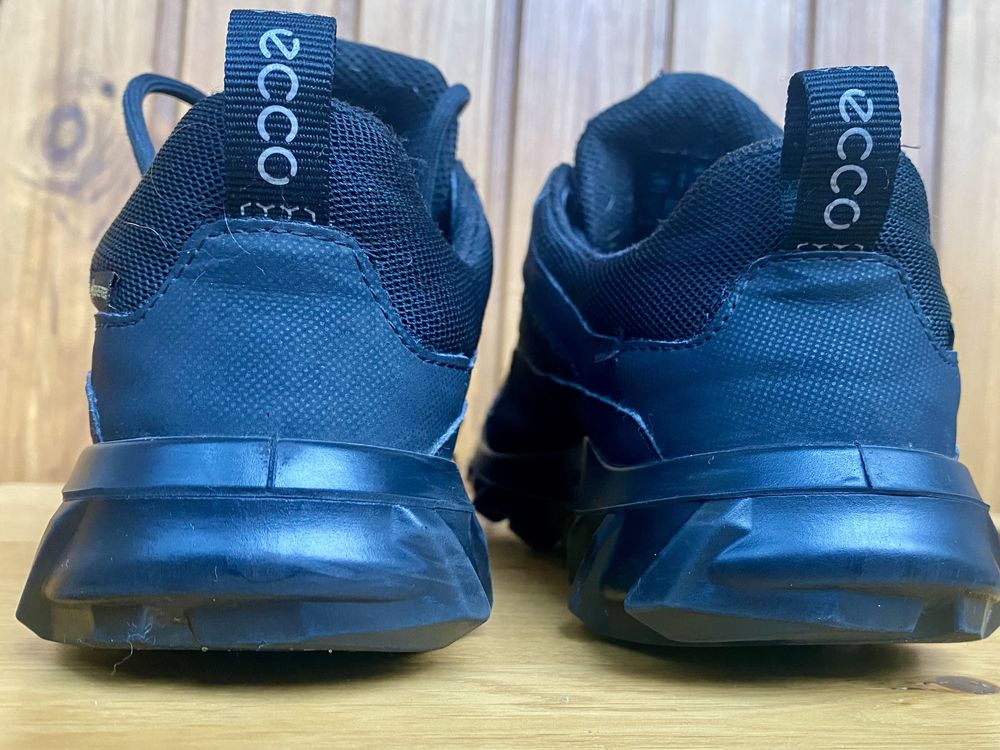 Кросівки жіночі ECCO з Gore-Tex, 38р.