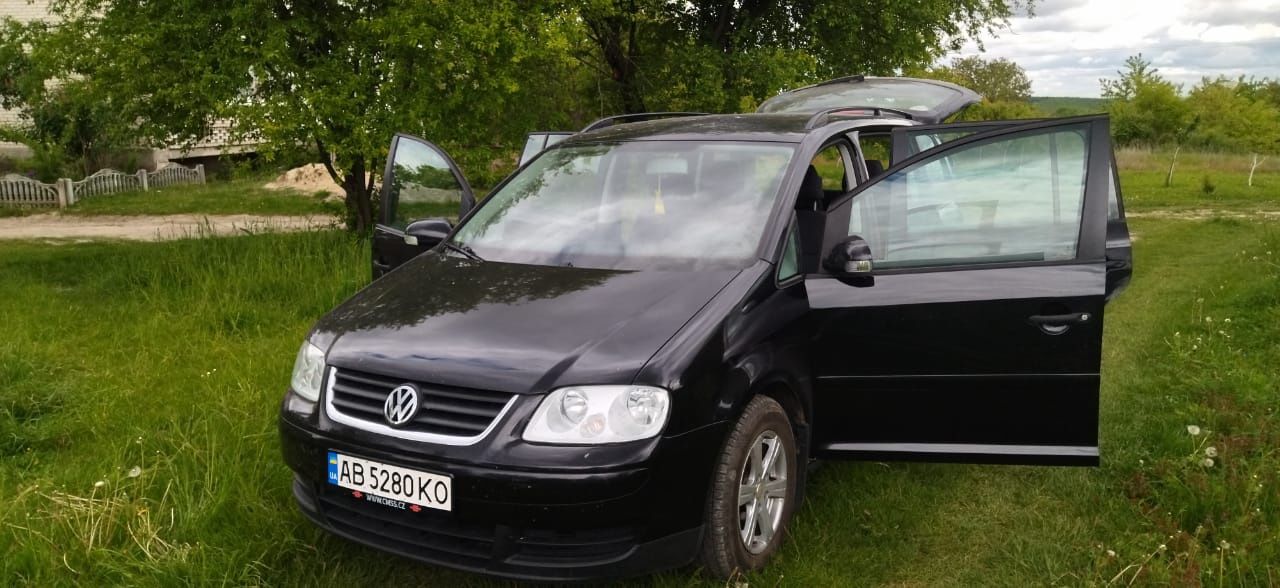 Volkswagen Touran