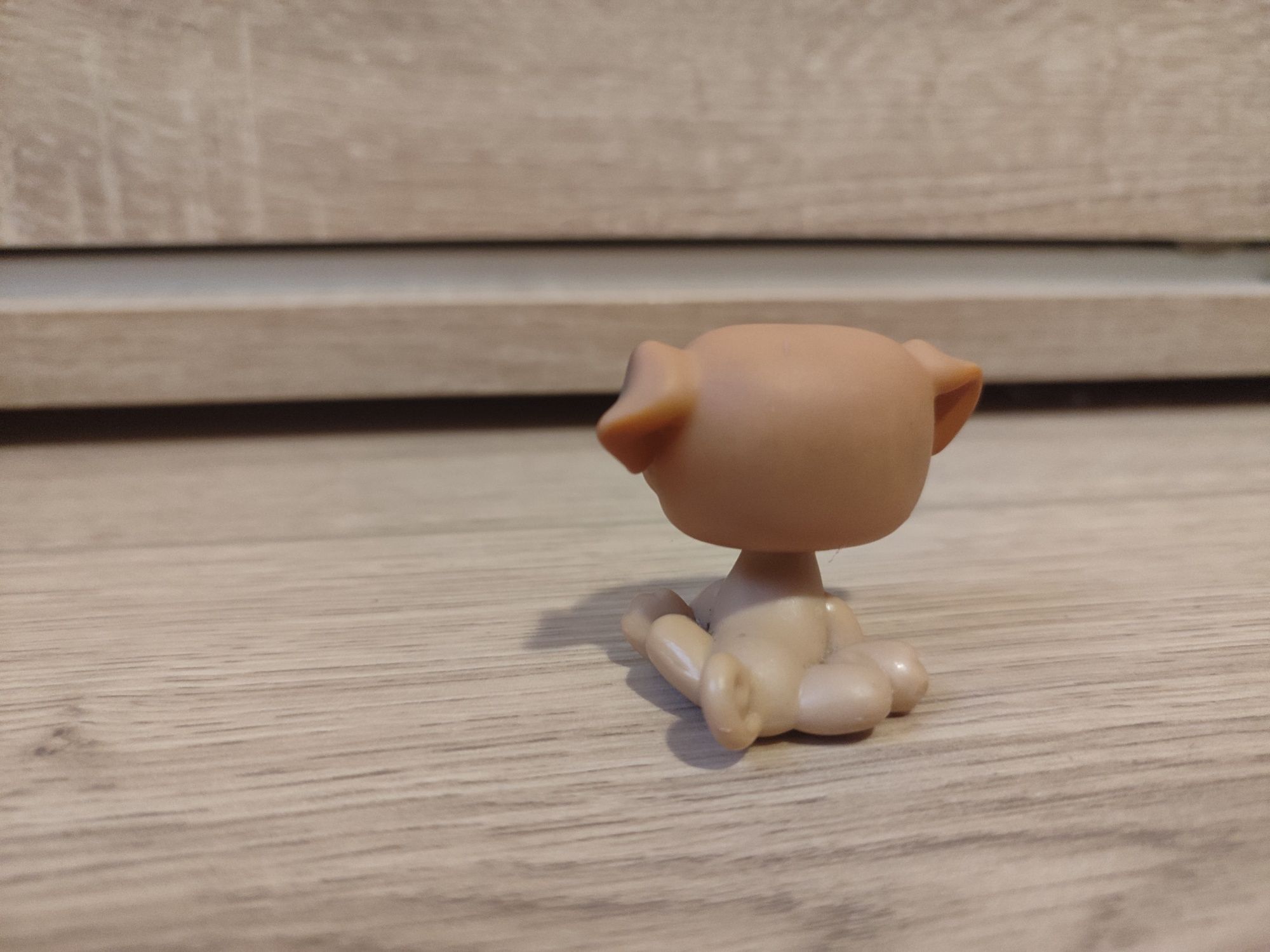 OKAZJA piesek MOPS #2 Littlest Pet Shop LPS
pies piesek MOPS #2 -- Li