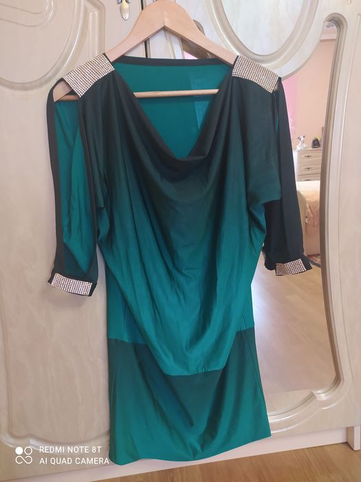 Продам нарядное платье