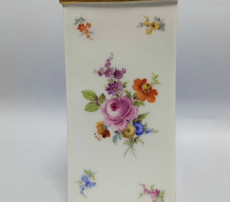 Herbatnica, pojemnik na herbatę, II poł. XIX w. Miśnia (Meissen)