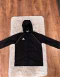 Kurtka wiatrowka Adidas