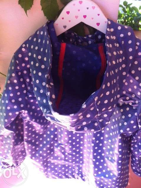 Parka/ Corta vento /impermeavel Zara T3-4 bolas azul