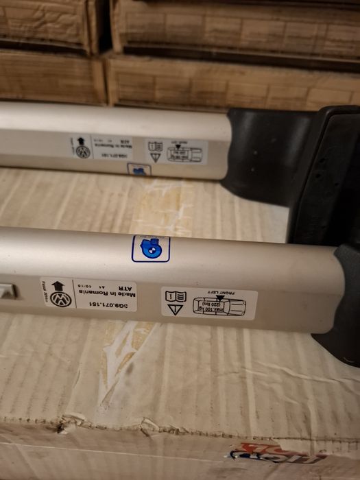 Bagażnik dachowy vw Passat b8 kombi oem belki poprzeczki relingi thule