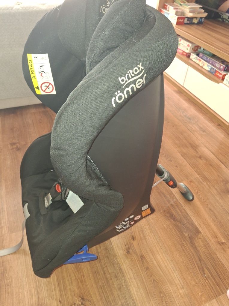 Britax Romer Max WAY 9-25KG ma gwarancję