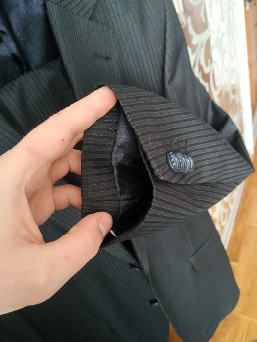 Класичний чоловічий костюм Marco Renci, 48 розмір, 100% вовна