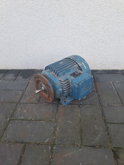 Silnik elektryczny 1,7kW. 2800obr.  400V.