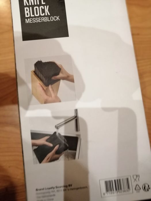 Utensílio de cozinha para por facas novo