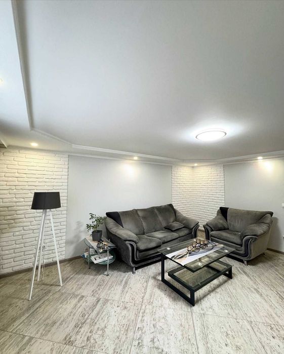 Ексклюзив від DOM-X продається будинок в центрі міста