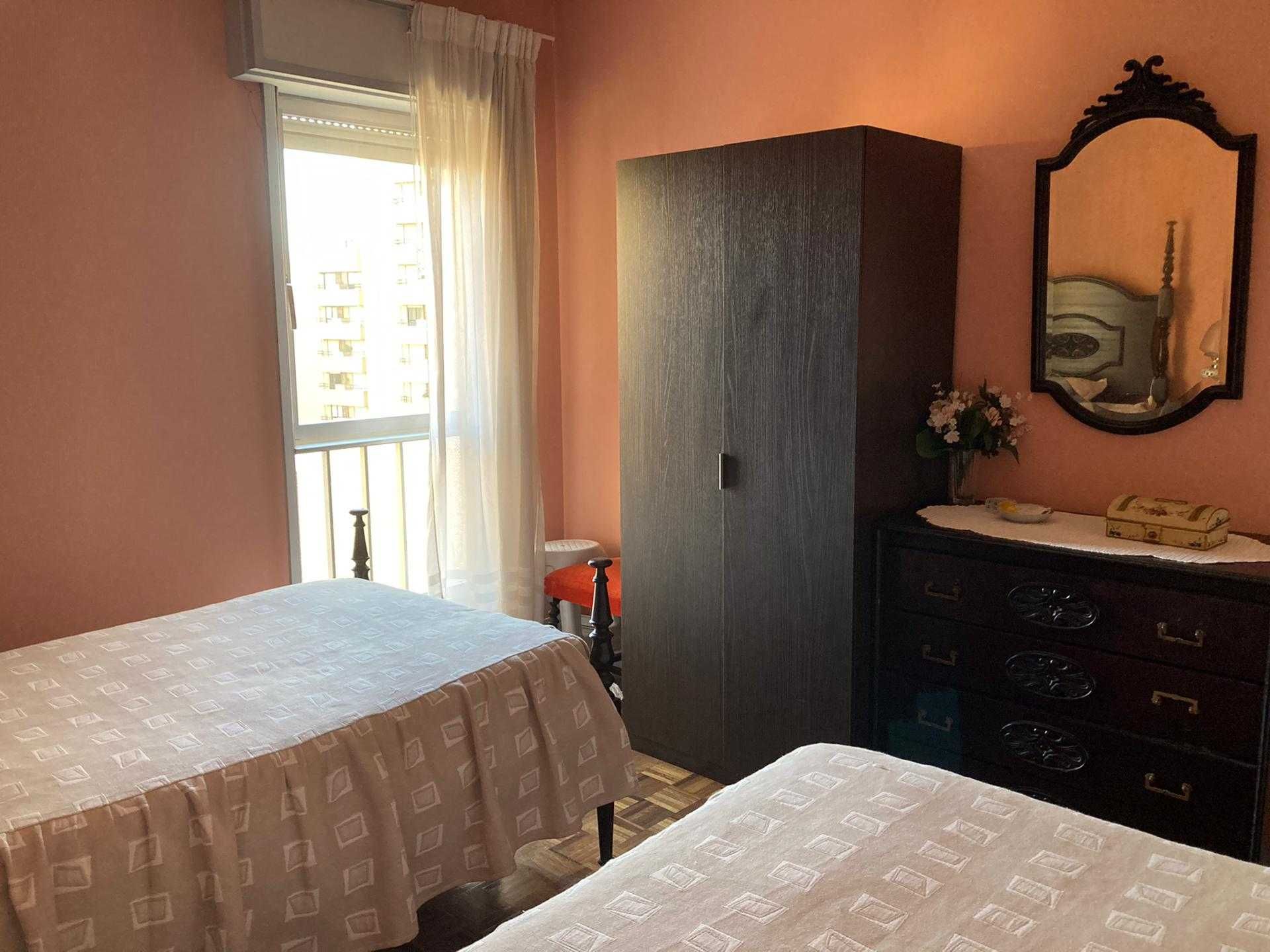 Apartamento T2+1 ideal para férias na Póvoa de Varzim com garagem