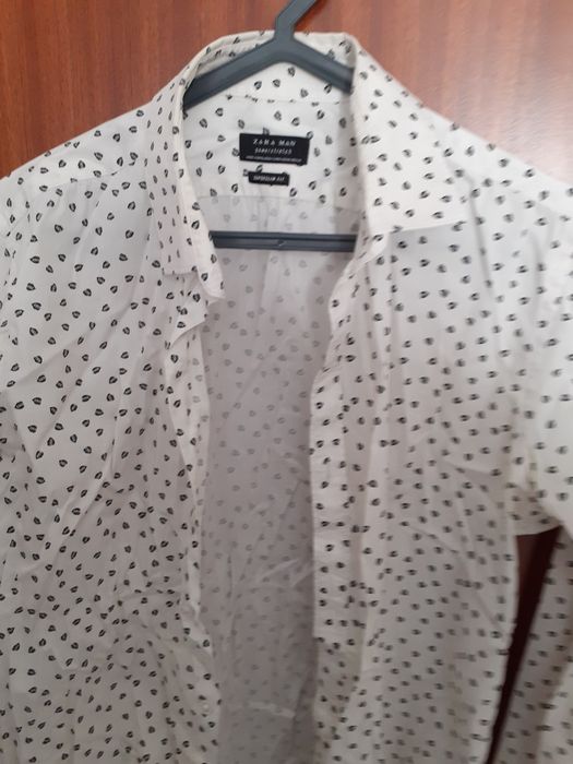 Camisas em ótimo estado