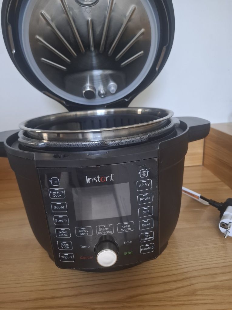 Multicooker Instant