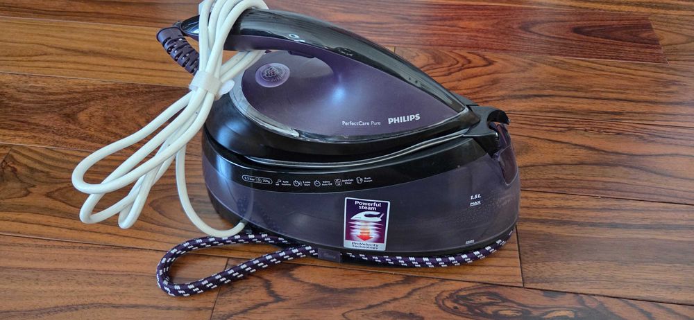 Philips stacja parowa GC7640