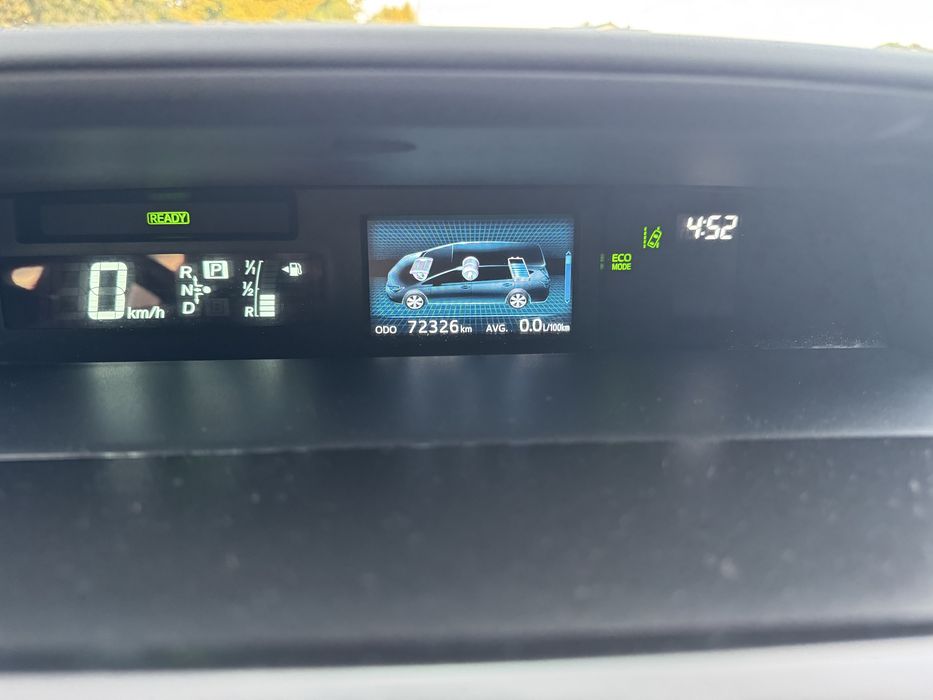 Toyota Prius plus