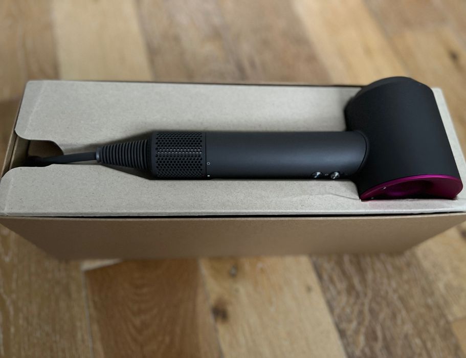 Dyson supersonic