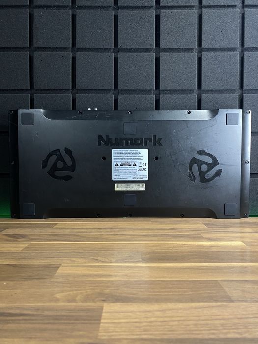 Numark Mixtrack Pro FX