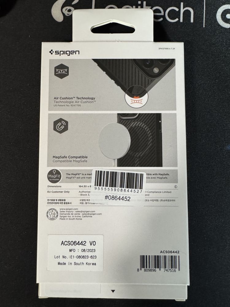Чохол Spigen Core Armor MagFit для iPhone 15 Pro Max Матовий чорний