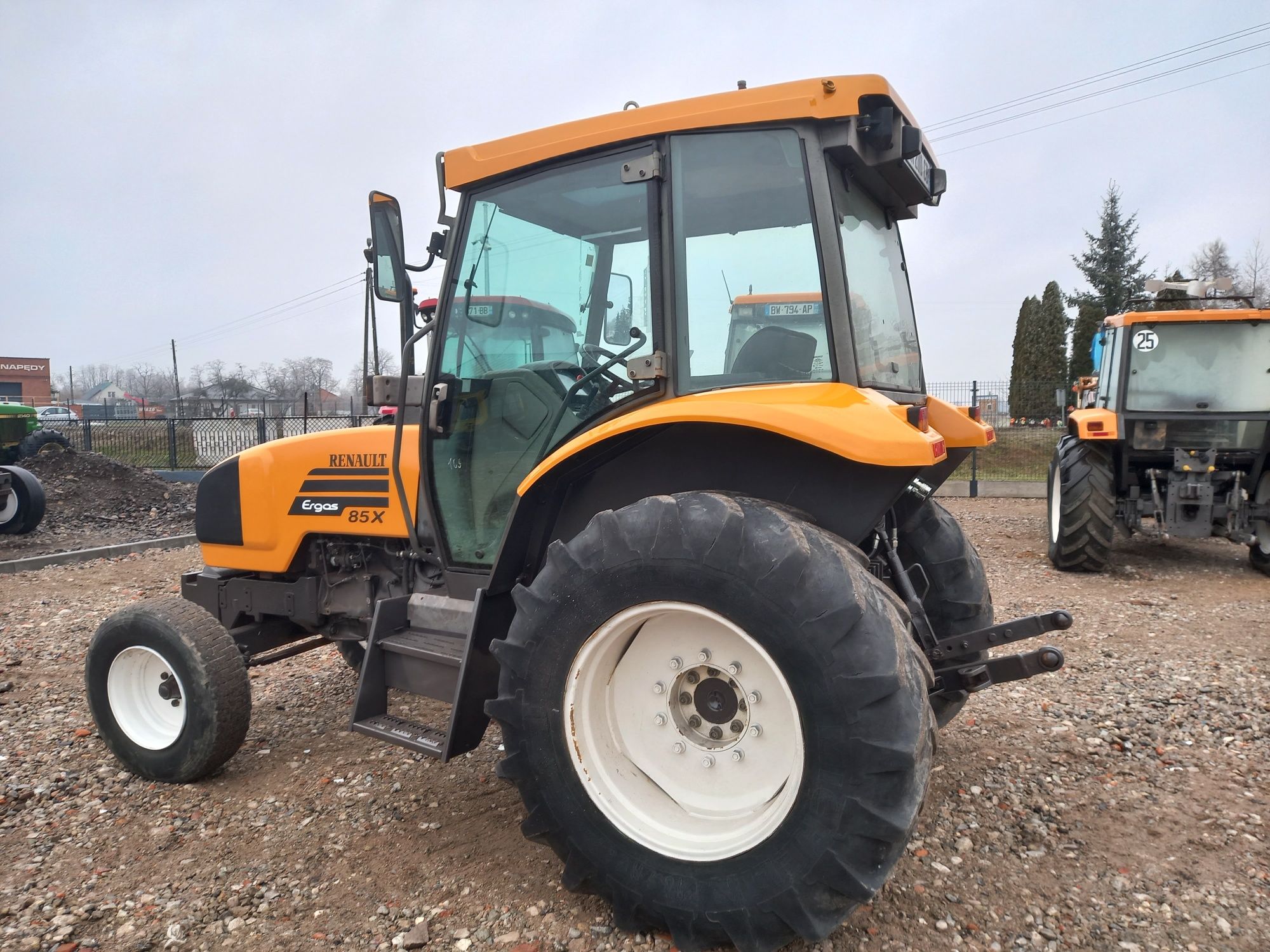 RENAULT ERGOS 85 silnik john deere  jak zetor Ursus case same deutz mf