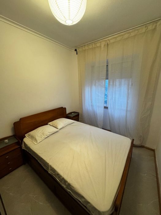 Quarto em benfica proximo metro alto dos moinhos