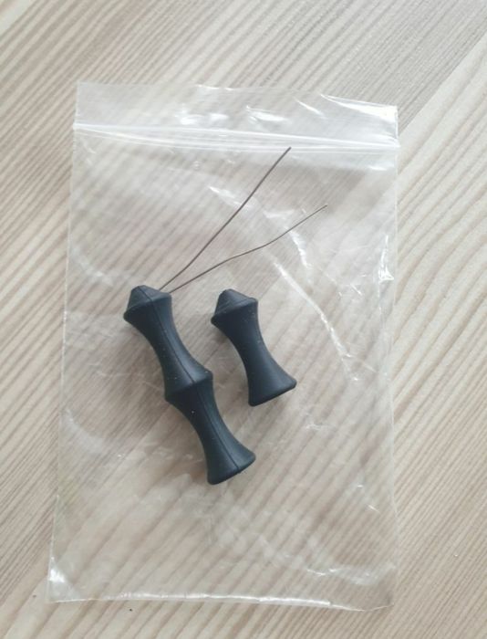 Ochraniacz palców na cięciwę łuku