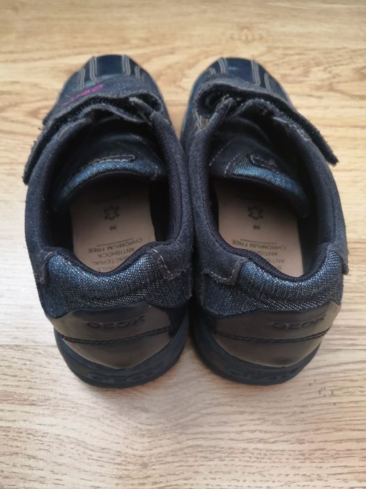 Кроссовки бренда Geox, размер 30