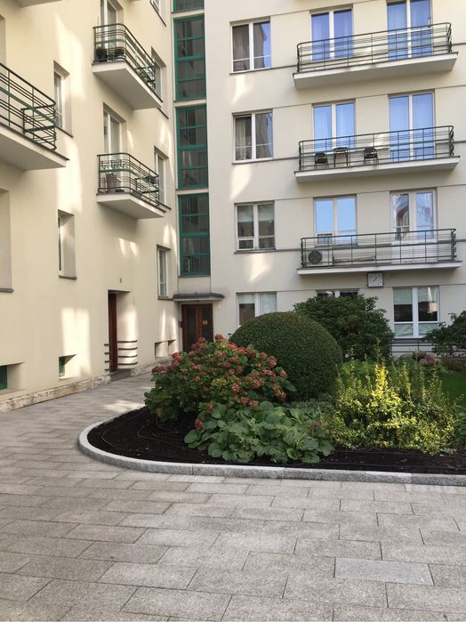 Wynajmę pokój 18m2 ul. Jaracza/ Powiśle/od 1 grudnia