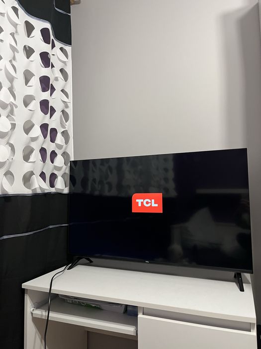Telewizor Smart Tv 40” TCL 40S5400a + mozliwy uchwyt TV