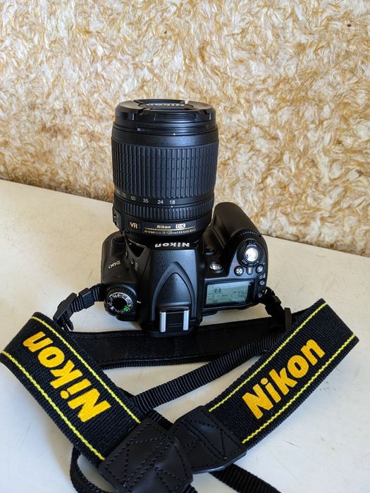 Nikon D90 AF-S 18-105 ED VR  як новий маленький пробіг