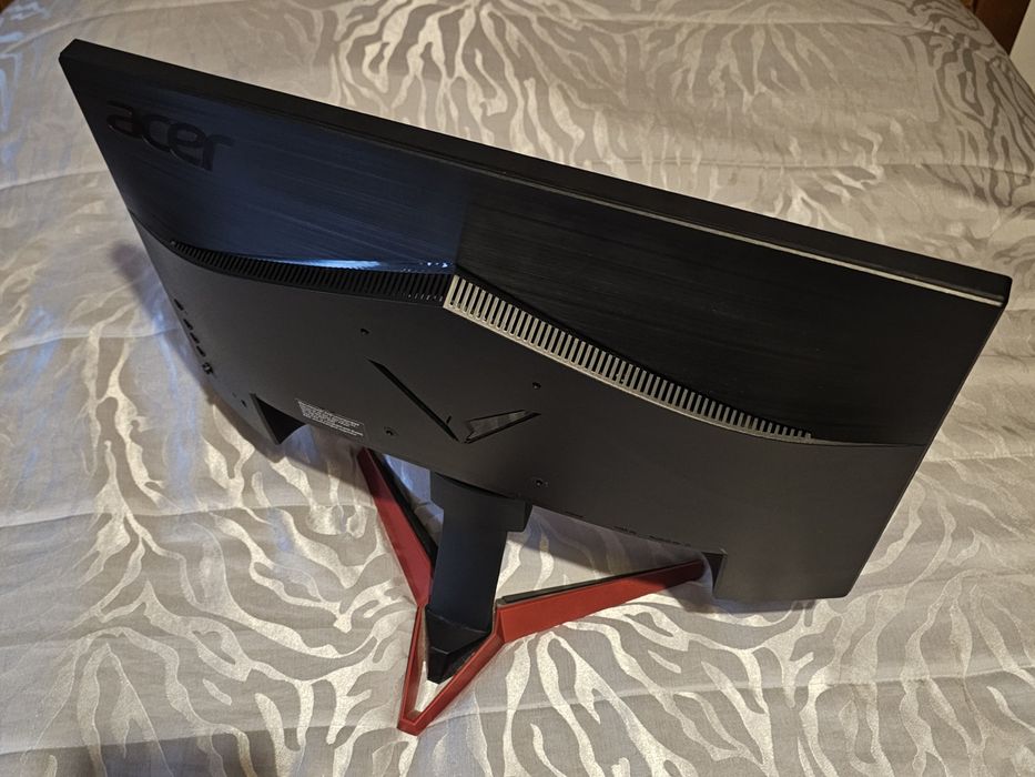 Monitor Acer Nitro 24' 144hz