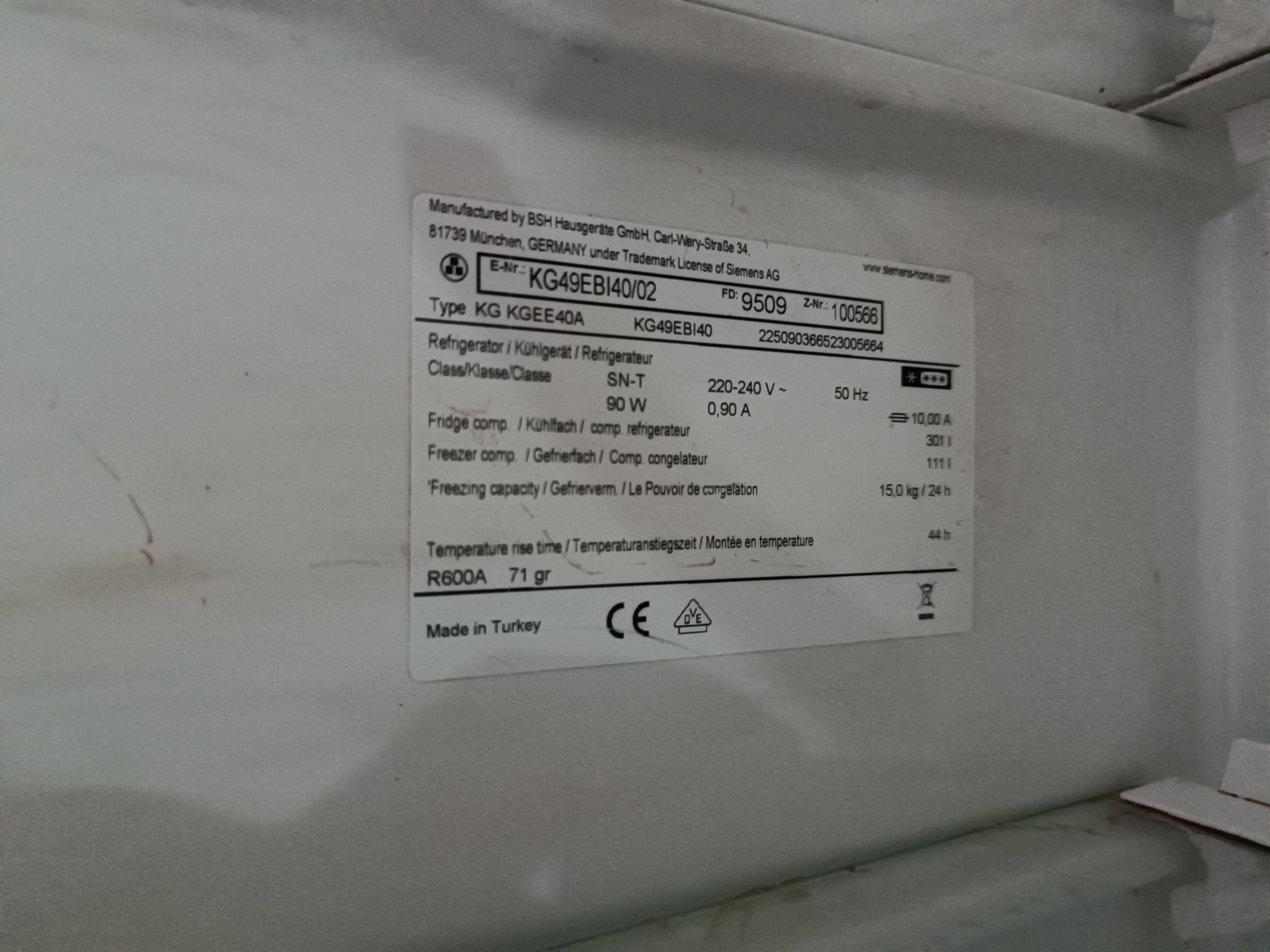 Combinado (frigorifico) Siemens KG49EBI40, 70cm largura, A+++
