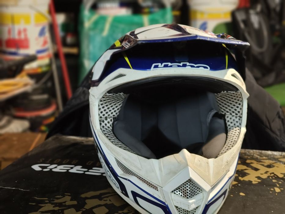 Capacete enduro hebo