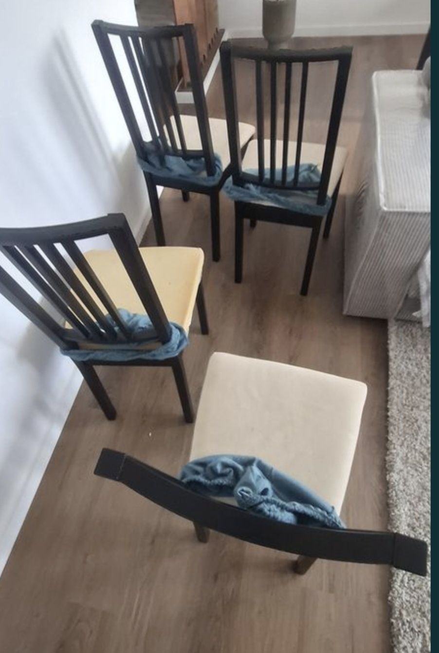 4 cadeiras usadas ikea borje com capas de protecção