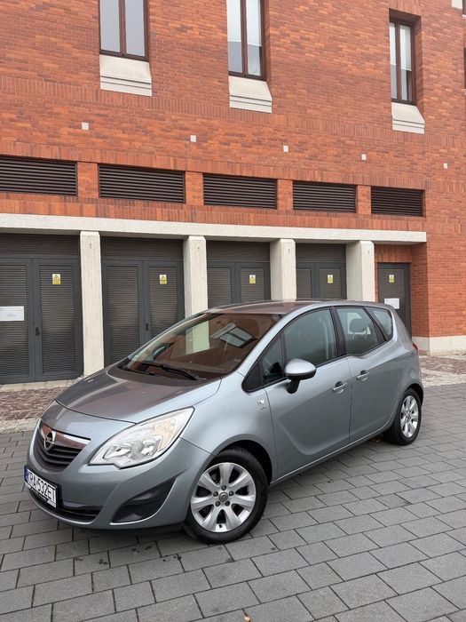 Opel Meriva Dwa kluczyki, automat, HAK, reguralnie serwisowany