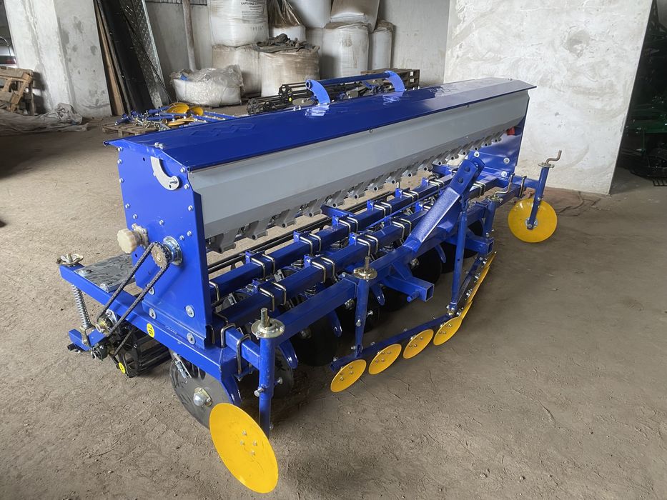 Сівалка сошникова дискова