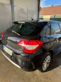 Citroen c4  II kolor Czarny 2013r