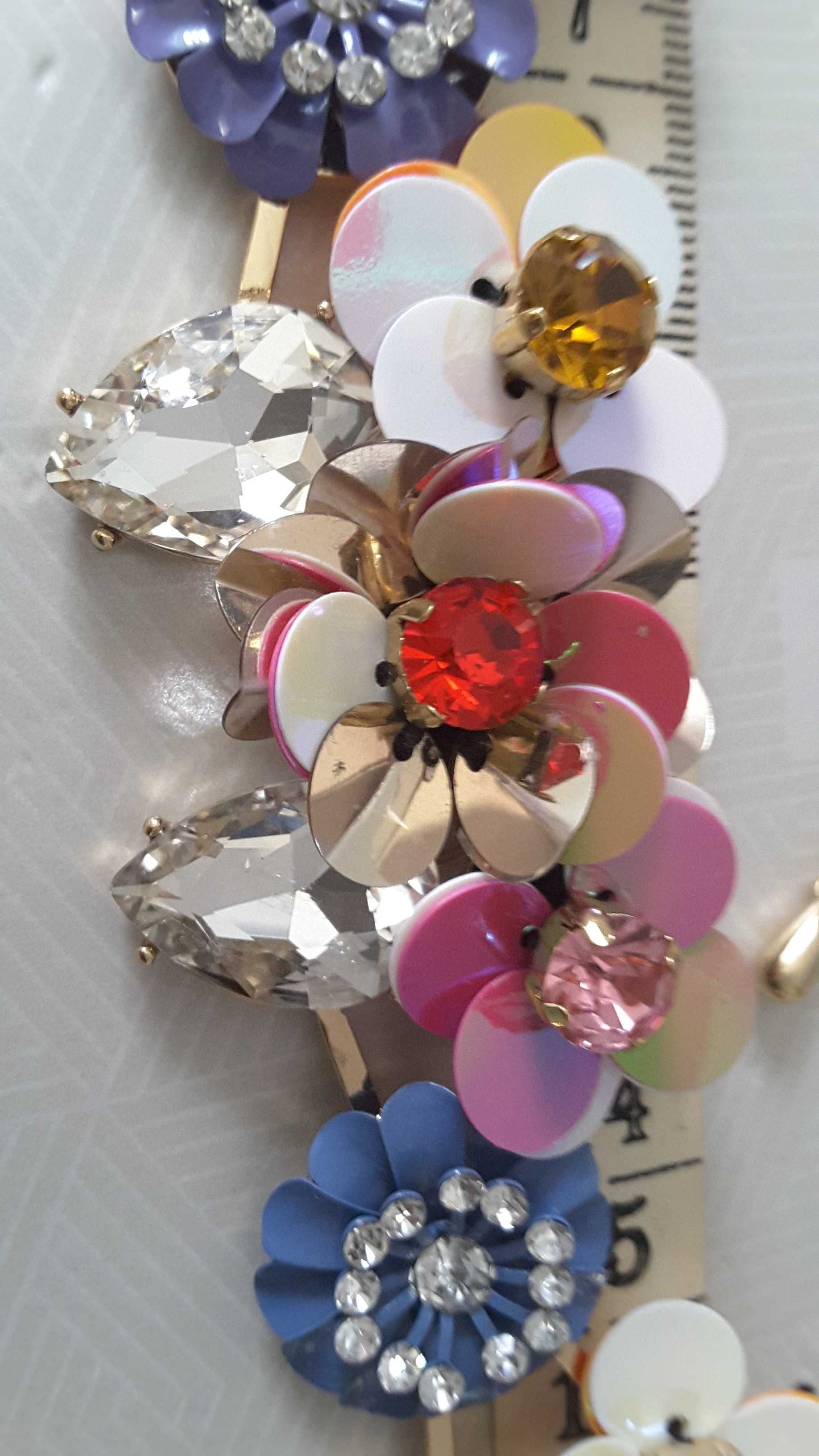 Кольє декоративне Квіти з паеток і кристалів, M & S