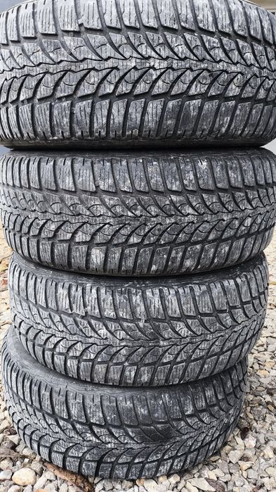 Opony zimowe 205/55 R16 91H 4 sztuki 2019r