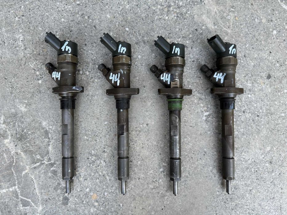 Форсунки Citroen C5 C8 Peugeot 406 607 807 2.2 HDi