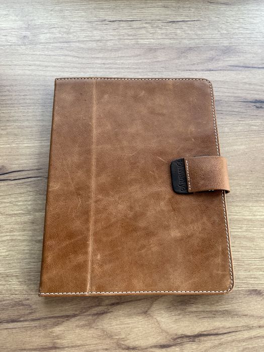 Nowe skórzane etui Apple IPad (245mm x 185mm)