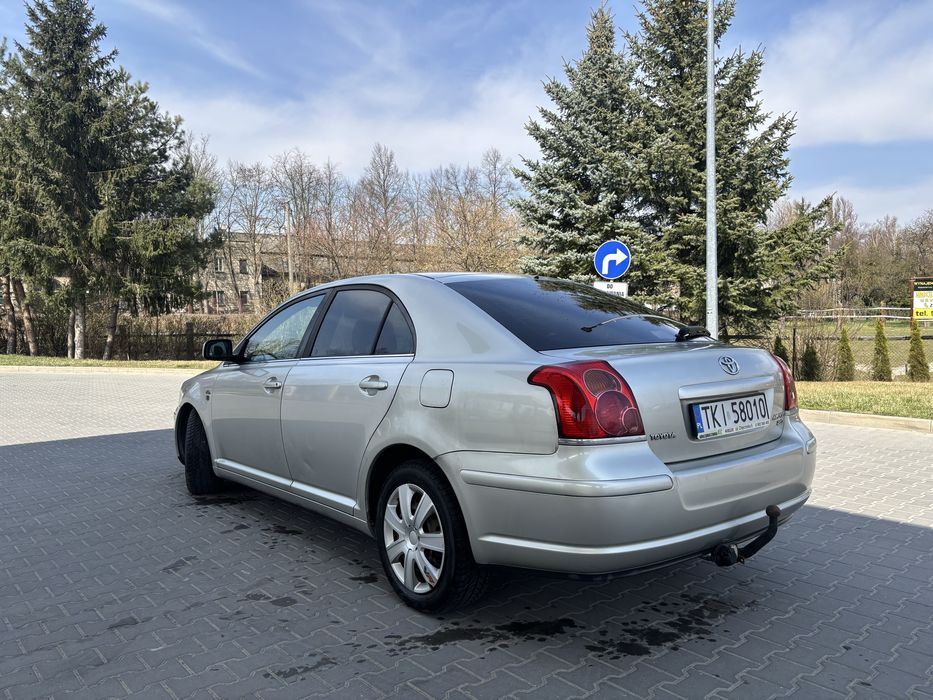 Toyota Avensis 2.0D4D 115KM HAK 2004
