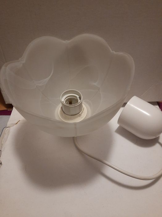 Lampa zwis pojedyjczy